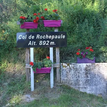 Le Relais De Bed and Breakfast Rochepaule