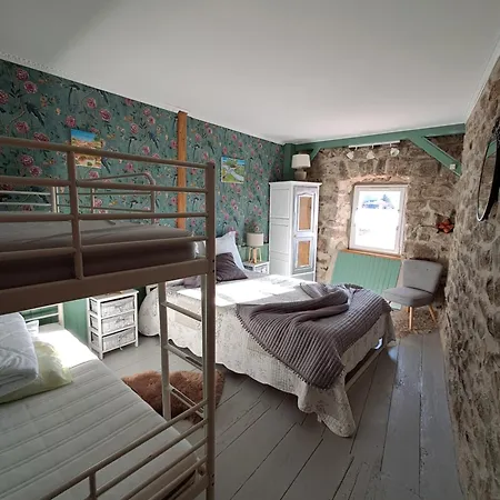 Le Relais De *